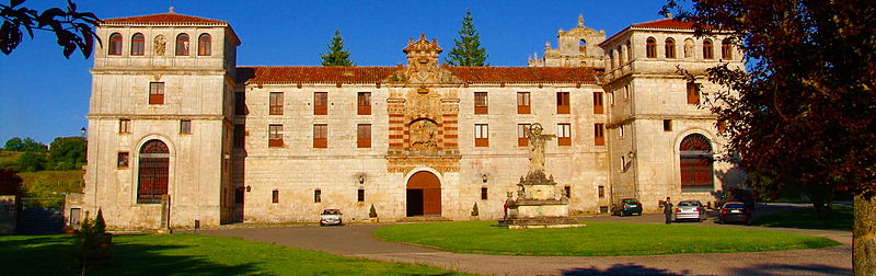 800px-Cardeña_fachada_principal_03322