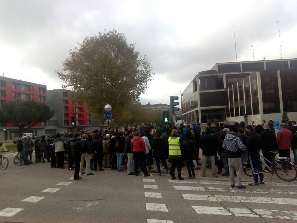 concentración comisaría de Burgos concentración comisaría de Burgos